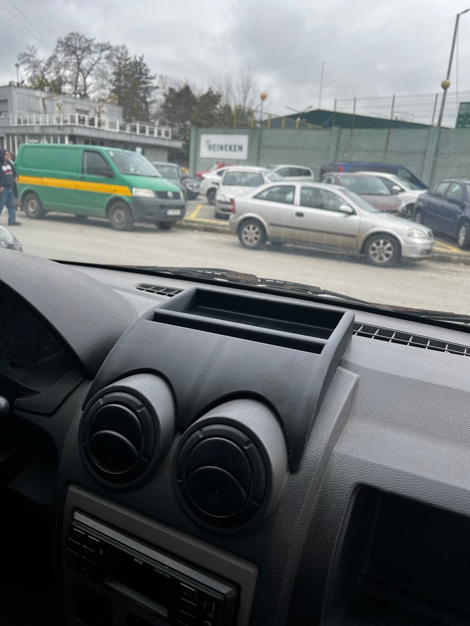 Tăviță Bord Dacia Logan (Non-Facelift) – Printată 3D din ASA, Montaj cu Bandă Adezivă